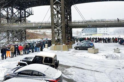 800 people brave cold, line-up outside US brewery to buy special edition beer