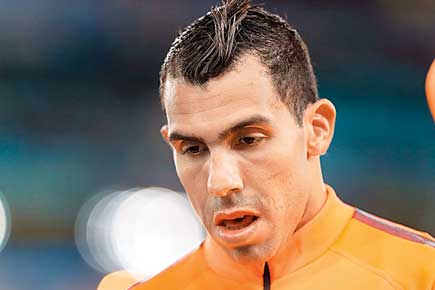 Four arrested over the kidnapping of Carlos Tevez's father