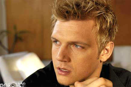Nick Carter's wife hates boy bands