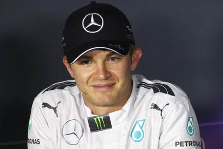 F1: Nico Rosberg on pole in Brazil
