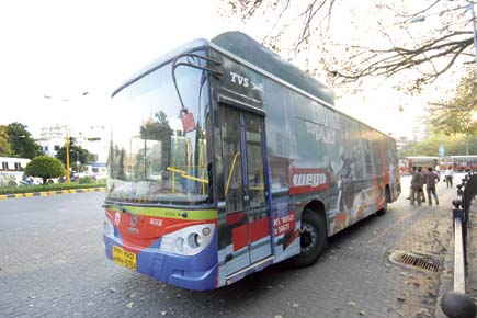 Mumbai: BEST conducts trial runs for smart cards in closed-door buses