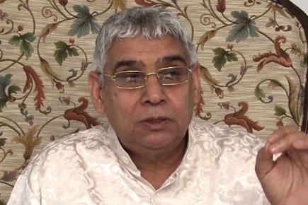 Bulletproof jackets, more arms recovered from Rampal's ashram