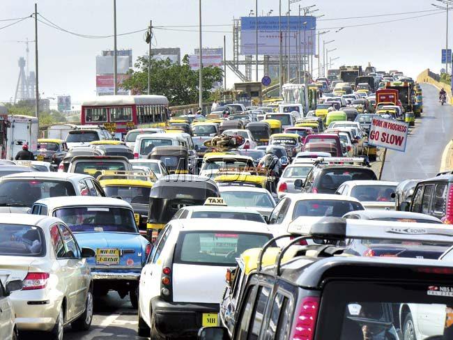 Besides congestion, bad driving adds to woes, say drivers