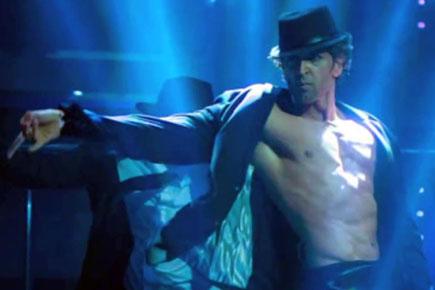 Hrithik Roshan dances like Michael Jackson in 'Bang Bang' 