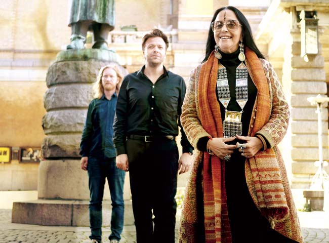 Ila Arun presented the Ibsen theater festival in collaboration with the Royal Norwegian Embassy in Mumbai on Oct 31 where she took on the brave task of adapting Peer Gynt. Ila also goes out of her comfort zone of Rajasthani folk music and sets her Peer Ghani in Kashmir, to mirror the snow covered landscape of Norway