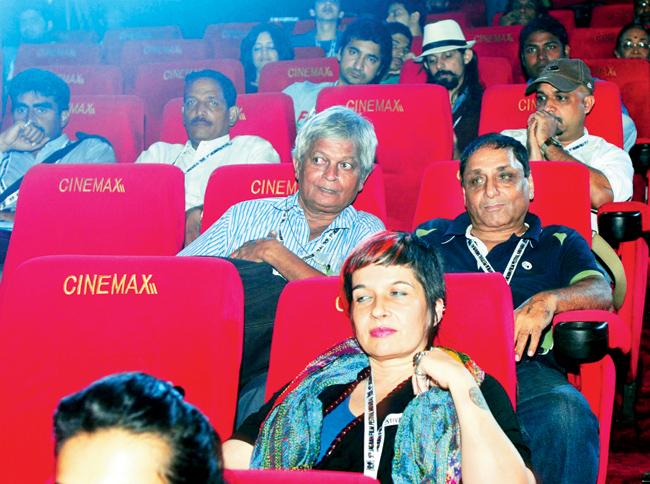 Members of the film fraternity were also present 