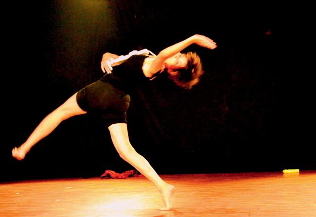 Mirra’s dance performance explores the concept of control and media