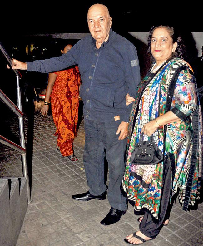 Prem Chopra with his wife 