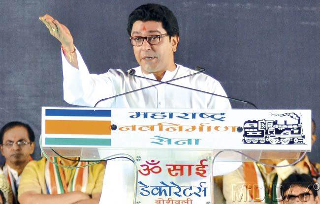 Raj Thackeray at Thakur Village in Kandivli yesterday, where he also took on the BJP and the RPI’s Athawale. Pic/Abhishek Rane