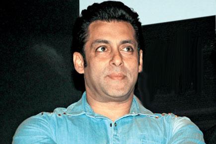  Salman refused to play a dwarf in Anand L Rai's next film?
