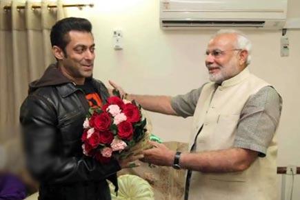 Salman Khan invites Narendra Modi to Arpita's wedding
