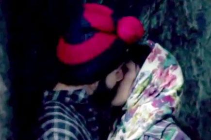 Behind-the-scene: Shahid and Shraddha's passionate kiss from 'Haider'