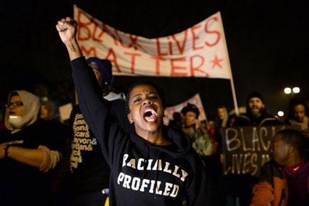 No charges for white police officer who shot black teen in US