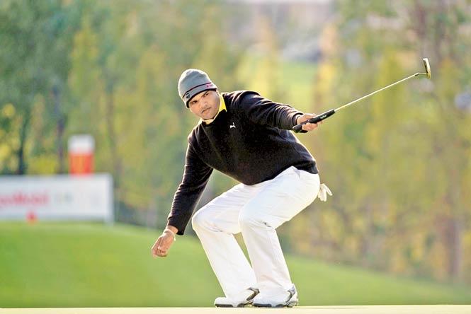 Asian Games: Golfer Udayan Mane moves to medal contention