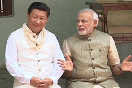 Chinese President Xi wears khadi jacket while touring Sabarmati Ashram