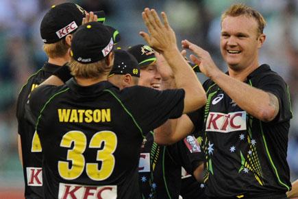 2nd T20i: Australia hammer South Africa to square series