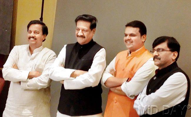 (L to R) NCP’s state unit chief Sunil Tatkare, CM Prithviraj Chavan, BJP’s state unit chief Devendra Fadnavis and Shiv Sena spokesman MP Sanjay Raut may be smiling here, but things are far from fine. Pic/Ravikiran Deshmukh