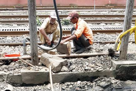 Pune railway station: Concrete sleepers develop cracks within three years