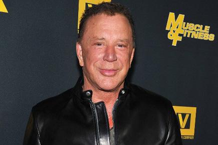 Award-winning actor Mickey Rourke to return to boxing ring at age 62!