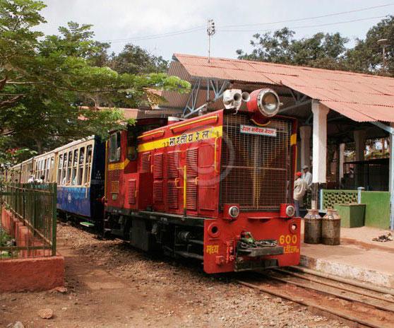Darjeeling Toy train services to resume from December