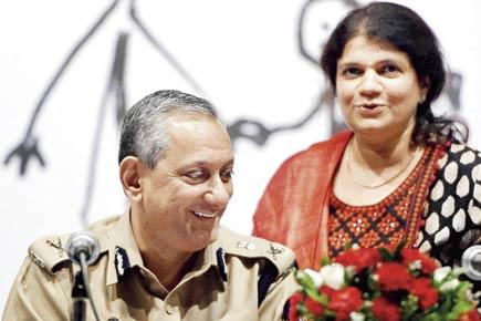 State Commission for Women tells Rakesh Maria to suspend rape accused DIG