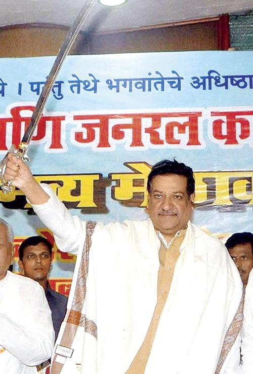 Chavan used the opportunity to hit back at his detractors, both within and outside the party, and declare that the Congress would bounce back from its LS defeat. File pic