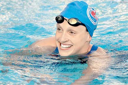 Ledecky clinches 400m freestyle world record