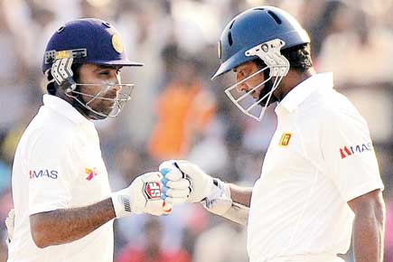 Retiring Mahela opens to close out Pakistan