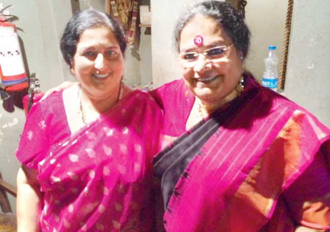 Anuradha Paudwal and Usha Uthup