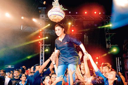 Festive fervour: Bollywood celebrates dahi handi