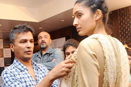 Vikram Phadnis, Nakkashi collaborate for LFW