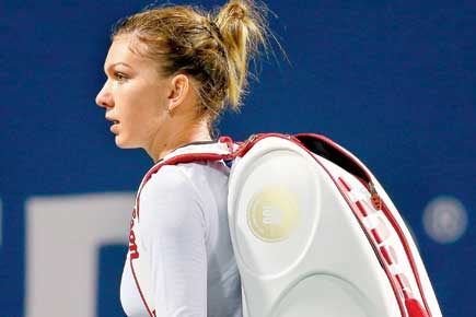 Top seed Simona Halep ousted at New Haven tennis tournament
