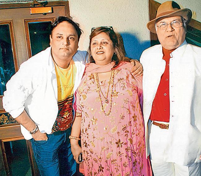 Raja Mukerji with parents Krishna and Ram