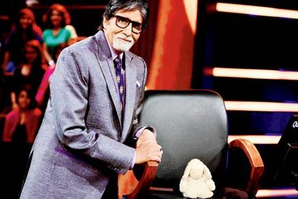 Amitabh Bachchan in a playful mood on 'Kaun Banega Crorepati' sets