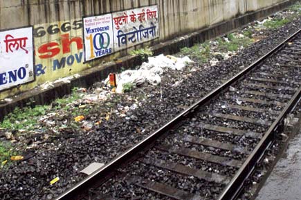 RPF asks WR if it can fine those who urinate on rail premises