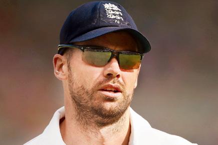 James Anderson booed by Indian fans