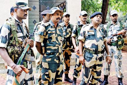 This Ganeshotsav, over 200 BSF jawans will keep a vigil over Mumbai