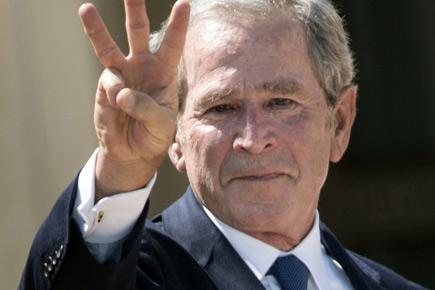 George W Bush takes ice bucket challenge, dares Bill Clinton