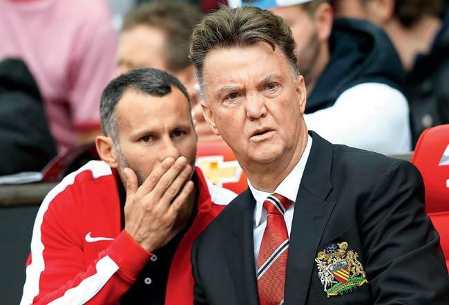 Manchester United manager Louis van Gaal (right) with assistant Ryan Giggs