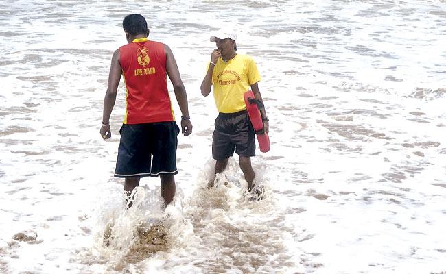 Most lifeguards deployed by the BMC are working without any precautionary or rescue equipment. File pic