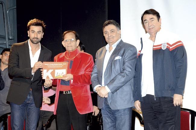 (From left) Ranbir Kapoor, Dr O P Kapoor, Rishi Kapoor and Randhir Kapoor