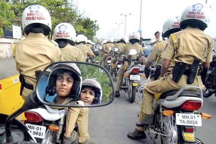 Induction over, woman beat marshal from Mumbai rams bike into divider