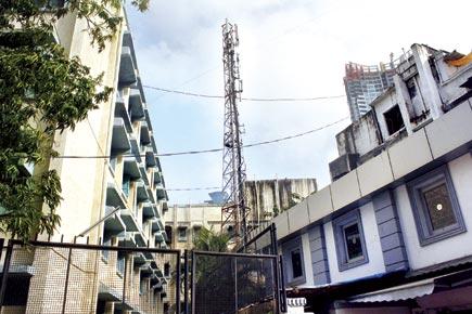 After several complaints, BMC to demolish mobile tower in Prabhadevi school