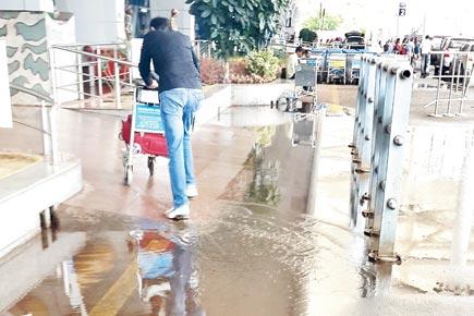 180-m canopy at airport, but no solution for waterlogging