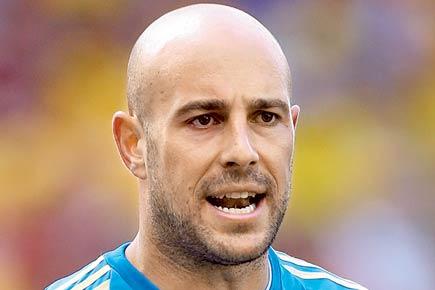 Pepe Reina joins Bayern Munich