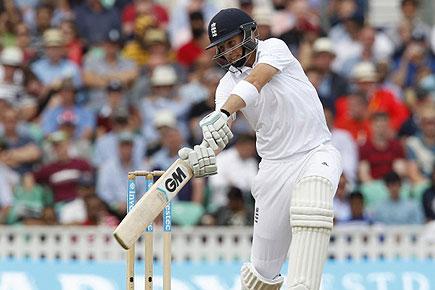 Oval Test: England take 237-run lead over India on day 2