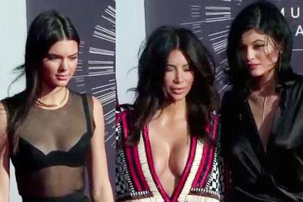 Kardashian sisters sizzle At MTV VMA red carpet