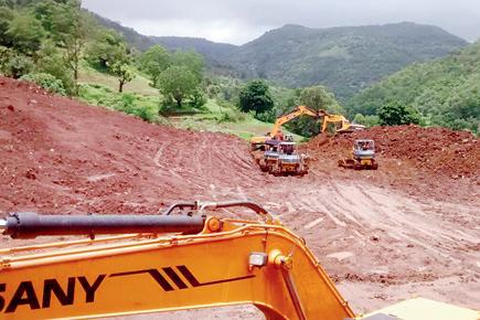 Malin landslide cuts off seven villages