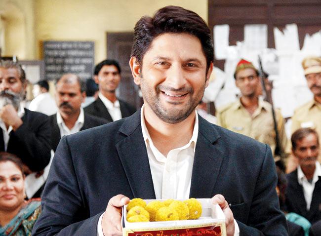 In Jolly LLB (2013), Arshad Warsi files a PIL in a Sessions Court, instead of a High Court  