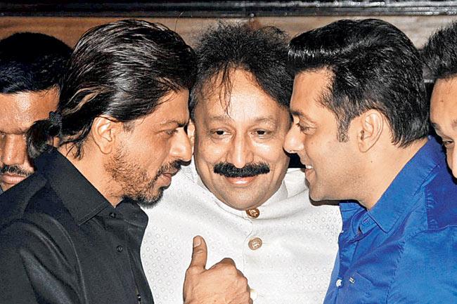 Shah Rukh Khan and Salman Khan with Baba Siddiqui